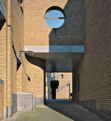 Ernst Gisel- Rathaus Fellbach: Opus 19 - Marquart, Christian, and Dix, Thomas (Photographer)