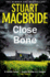 Close to the Bone (Logan McRae, Book 8)