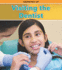 Visiting the Dentist (Heinemann Read and Learn: Growing Up)