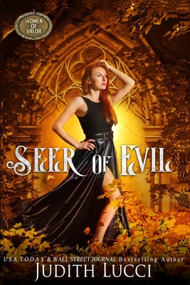 Seer of Evil: A Maura Robichard Action Adventure Psychological Thriller - Valor, Women Of, and Lucci, Judith