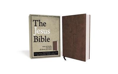 The Jesus Bible, NIV Edition, Imitation Leather, Brown - Passion (Editor), and Giglio, Louie (Introduction by), and Zondervan